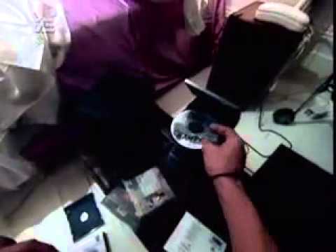 Prodigy - Smack My Bitch Up (banned from mtv).flv