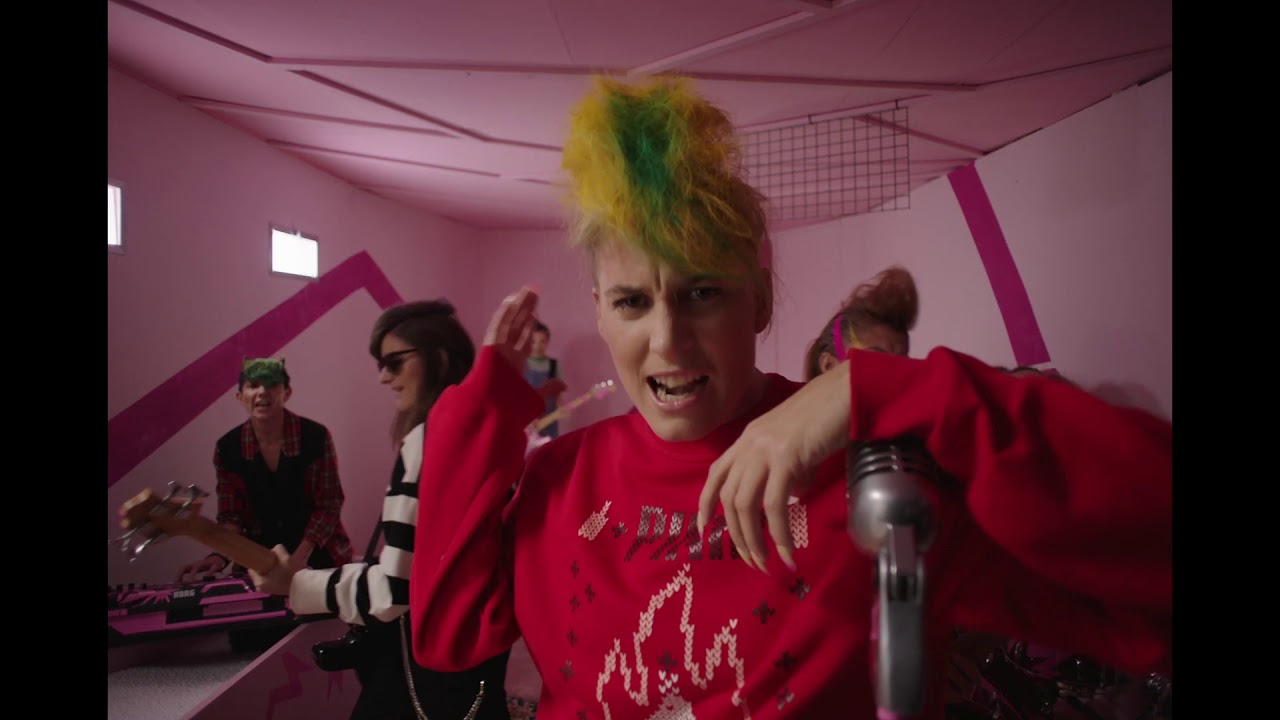 El anti-villancico de Beefeater Pink que pide otra Navidad