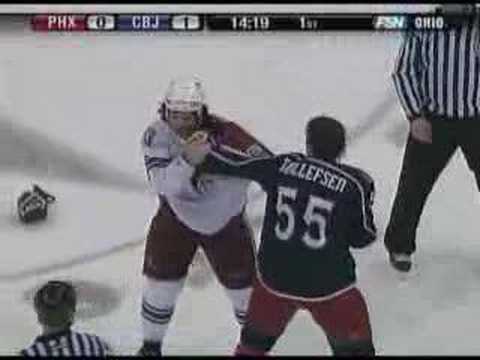 Dan Carcillo vs Ole-Kristian Tollefsen