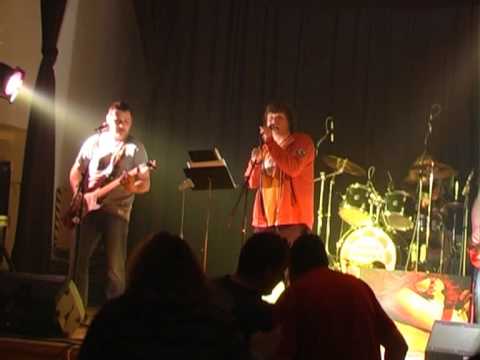 ŽLUTÝ FIJALKY - klip nejen jedné písně