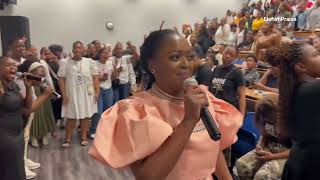 Download lagu Sindi Ntombela- Wenhliziyo yam medley 🙌🔥🔥😭 mp3