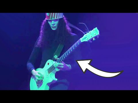 Buckethead sold me his iconic SOOTHSAYER Guitar 😲😲 (Unboxing & more)
