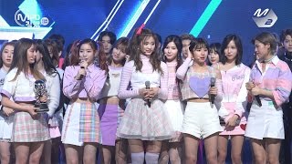 Download lagu [MPD직캠 4K] 트와이스 1위 앵콜 직캠 KNOCK KNOCK TWICE Fancam No.1 Encore full ver. @엠카운트다운_170302 mp3