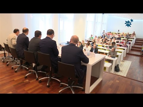 El rector de la Universidad de Alicante inaugura el Curs de Sociolingüística de La Nucía