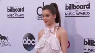 Hailee Steinfield Red Carpet Fashion - BBMA 2015