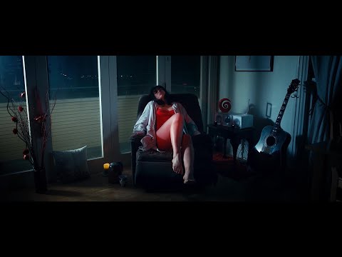 afbeelding Killer Sofa - Trailer