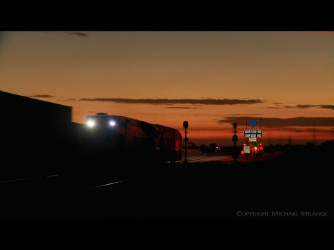 6MA5 Pacific National Container Train After Sunset (8/4/2022) - PoathTV Australian Railways