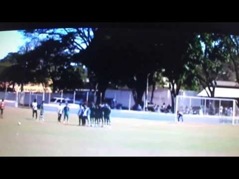 JHON CLEY. 1º GOLAÇO DE FALTA CONTRA O GOIÁS. TAÇA BH 2013.