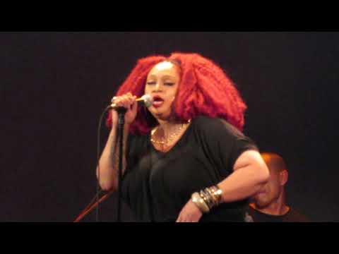 Jj Thames- "Don't Stop My Shine" and "I Feel Good"- James Brown- Neuquén Argentina (2019)