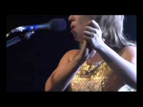 Serena Ryder - Sing! Sing! - Music Monday song (2009)
