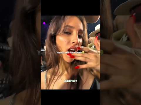 Yasmin “I Don’t Laugh” Wijnaldum 😮‍💨 Five Minutes Later 💀 #yasminwijnaldum #Supermodel #viralshorts