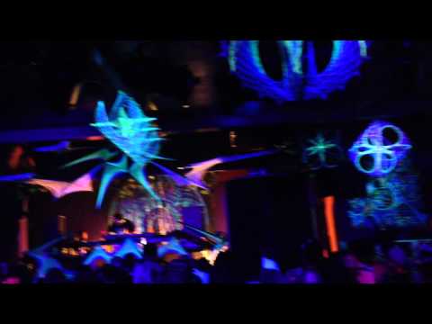 Cosmo @ Symbiotik Freak Records Label Party