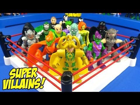 SUPERVILLAINS Shake Rumble Match with Spiderman Toys and Batman Toys - RUMBLE LEAGUE by KidCITY