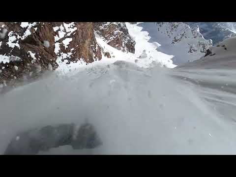 Powder near Pyramid Peak - 4/23/23