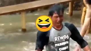 Download lagu Video Lucu Lomba Naik Sepeda Di Atas Air (ngakak) mp3 Download lagu Video Lucu Lomba Naik Sepeda Di Atas Air (ngakak) mp3