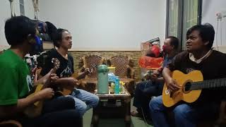 Download lagu iki weke sopo - keroncong mp3 Download lagu iki weke sopo - keroncong mp3