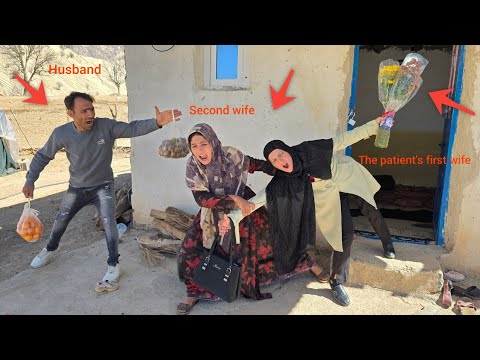 The husband and first lady return home from  hospital, and the second lady's jealousy of their love.