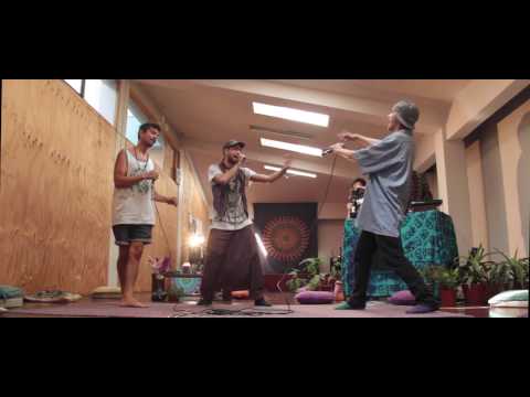 SESIONES QMP - HIJOS DE LAS HOJAS (ALIMENTE)