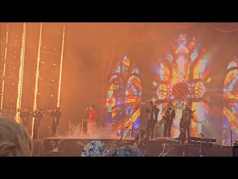 Bruno Mars - Risk It All (live @\The Romantic Tour\, Olympiastadion Berlin)