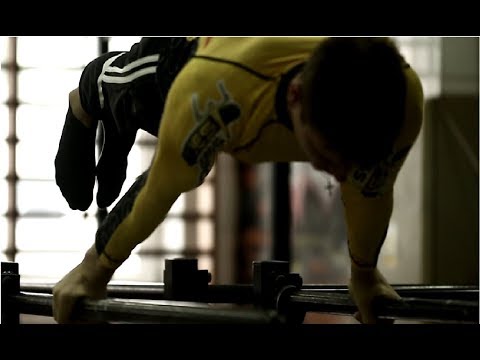 World Record - 17 full planche presses | Viktor Kamenov