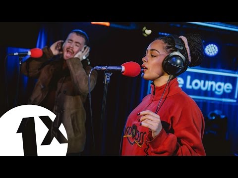 Jorja Smith - Carry Me Home ft Maverick Sabre in the 1Xtra Live Lounge