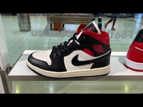 фото nike air jordan 1 mid shoes red panda 0