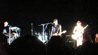 PJ Harvey - A Perfect Day Elise (live - Glasgow 2004)