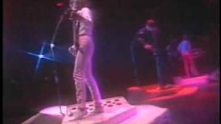 Set Me Free - Utopia