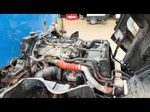 2016 Mitsubishi canter Fuso 3.0 D engine euro 6 - Image 2