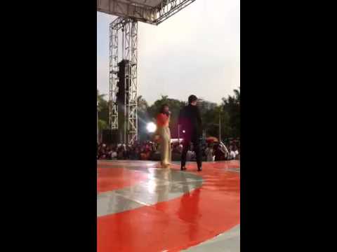 Eru feat Atiqah Hasiholan - Black Glasses -Hip Hip Hura SCTV