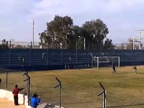 Union de villa krause  corre a  sportivo desamparado