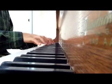 Benyamin Nuss plays Stella by Starlight (Victor Young)