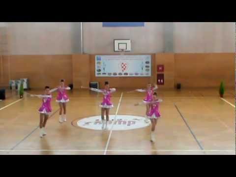 Juniors mini formation baton -VG MAJORETTES