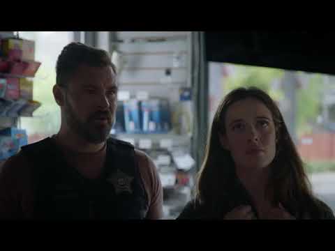 Tiana is in on it ; Chicago PD 10x02 | ruzek and Burgess check camera in gas station
