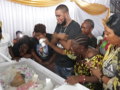 TRISTE:LEKETCHOU ALELI  GRANDE SOEUR NAYE PASI NA MOTEMA  EH MOKILI  COURAGE