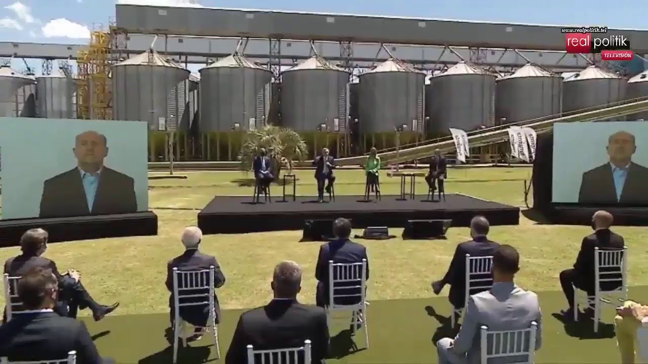 El presidente anuncia inversiones y un plan de venta de soja de Syngenta y Sinograin Oil