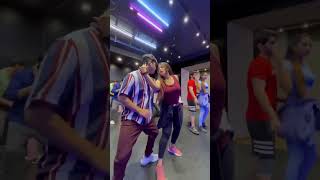 Download lagu Besharam Rang dance video #besharamrang #dance #vickyandaakanksha mp3