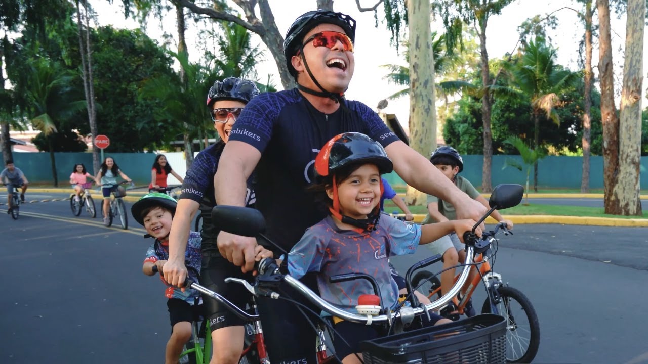 Pedalando vou I Família Lüdtke feat. Prisminha