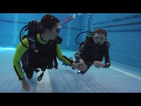 Friendly Divers - First time Diving of two wonderfull young Scuba Diver Girls