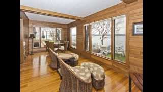 preview picture of video 'Lake Geneva Water Front Homes'