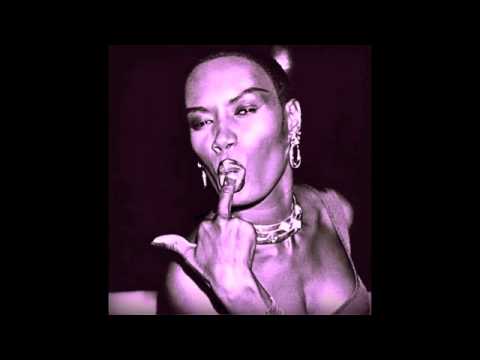 Grace Jones - Pull Up To The Bumper (discomofo Rework)