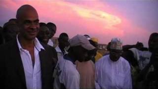 preview picture of video 'Grundsteinlegung für Gymnasium im Senegal'