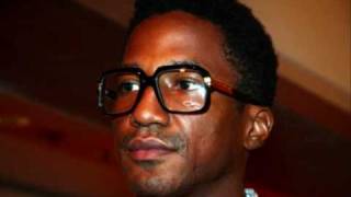 Q Tip- we fight love feat Raphael Saadiq