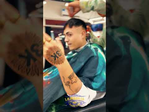 Edicion para Peluqueria LaMafilia #02 - Efectos Virales portfolio