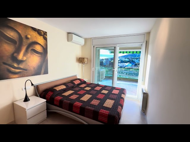 Apartament amb dues terrasses al centre de platja d’aro