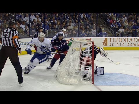 Par Lindholm beautifully sets up Frederik Gauthier with no-look feed