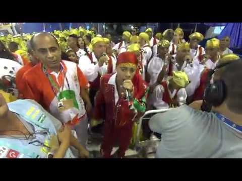 Grande Rio 2015 - Início do Desfile