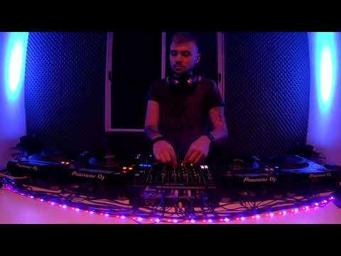 Christopher Erre @ Beyond Time