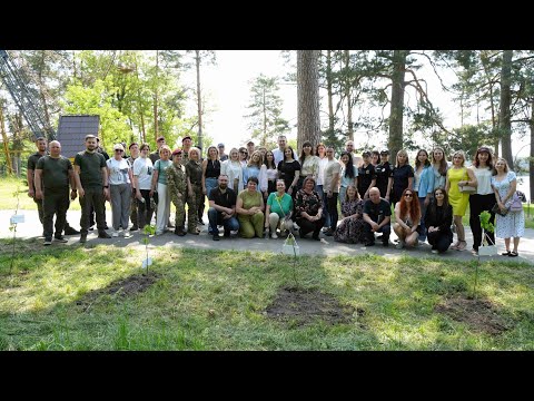 ​Представники Житомирських ЗМІ заклали символічну алею до Дня журналіста