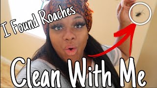 I FOUND ROACHES IN MY HOUSE 😫| CLEAN WITH ME! 🧼